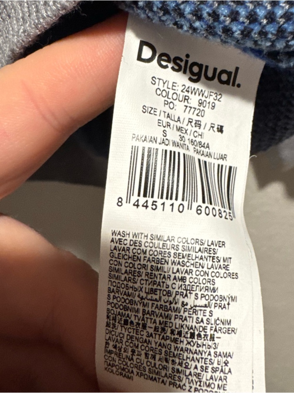 Desigual Gray Crewneck Sweater with Bold Blue Floral Motif - Picture 7 of 9